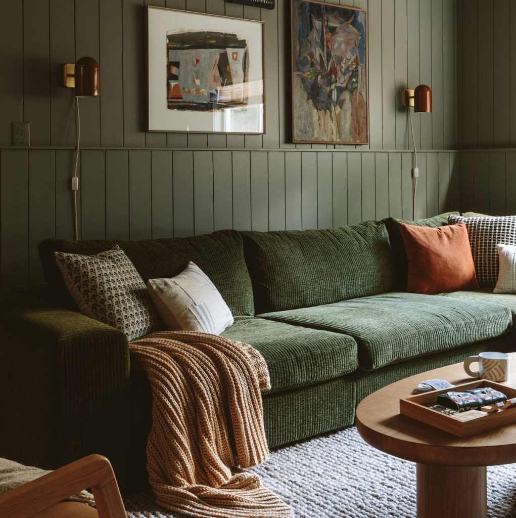 living-room-emily-henderson-677d8a207c2ad